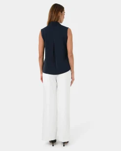 Forcast Alivia 2 V-neck Top Navy Best