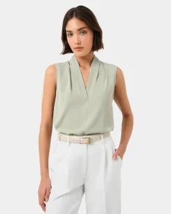 Forcast Alivia 2 V-neck Top Mint Best