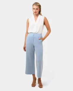 Forcast Alivia 2 V-neck Top Ivory Hot