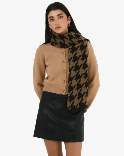 Forcast Carina Houndstooth Scarf Camel & Black Clearance