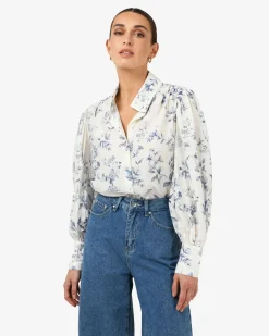 Forcast Jasmine Floral Blouse Ivory Blue New