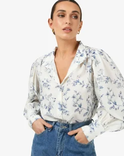 Forcast Jasmine Floral Blouse Ivory Blue New