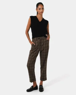 Forcast Rulia V-neck Knit Vest Black