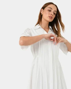 Forcast Sunshine Pleated Dress Ivory Hot